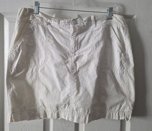 Gloria Vanderbilt Off-White Skort